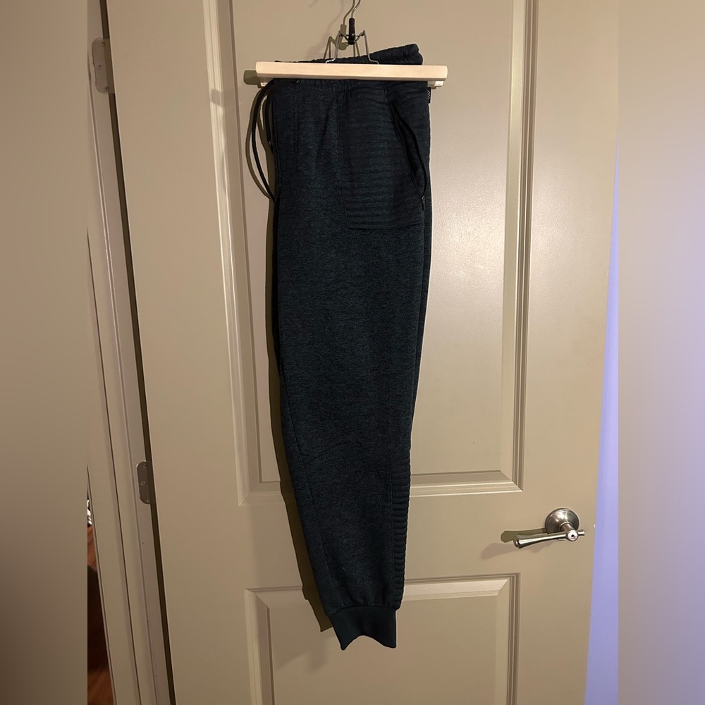 Men’s joggers